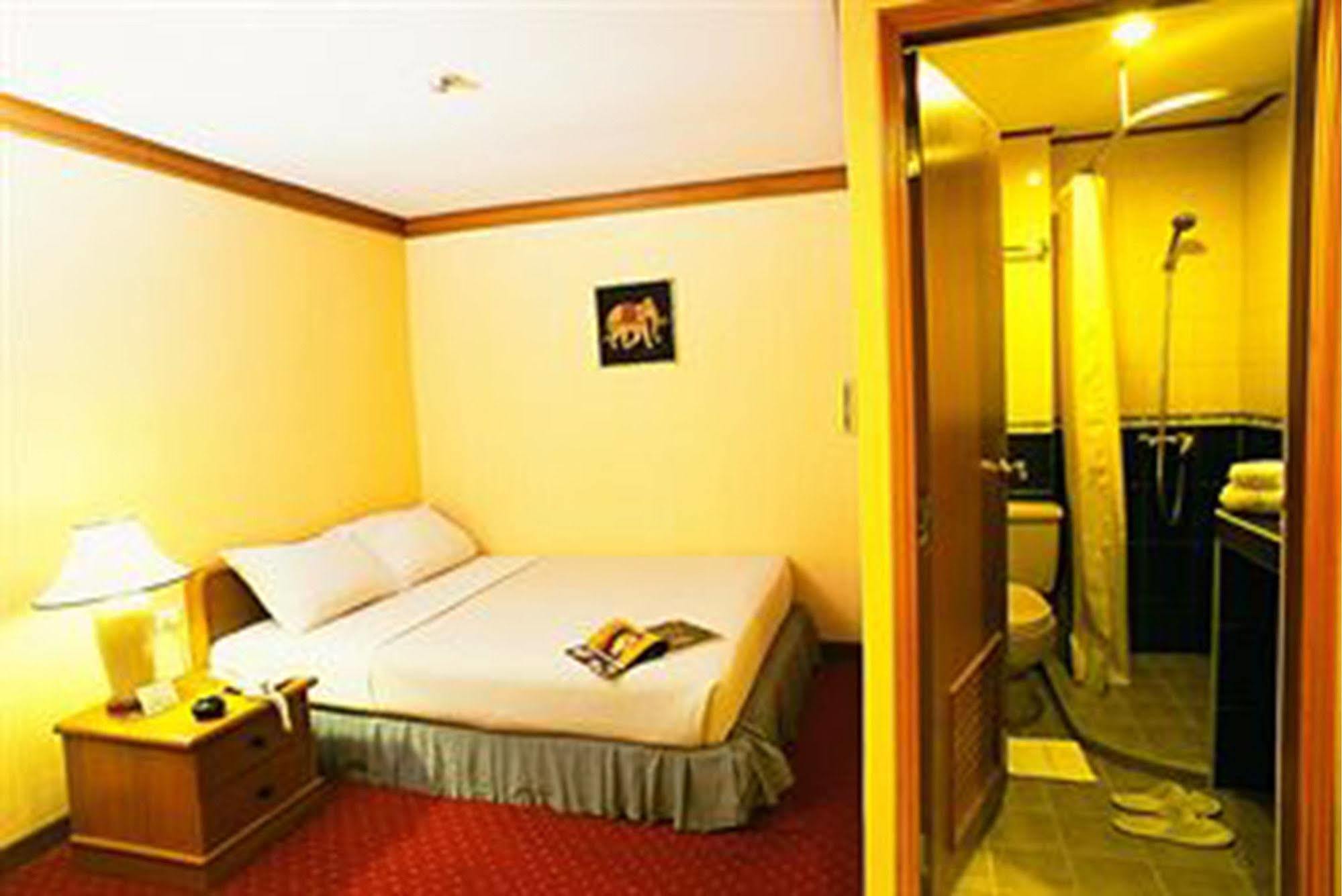 Street Inn, Penginapan
